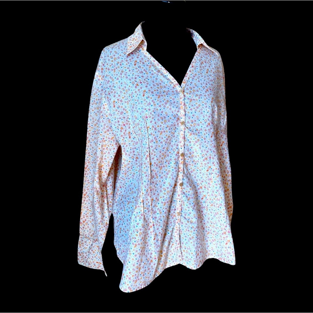 Northcrest size XL 100% Cotton button down blouse, delicate floral print